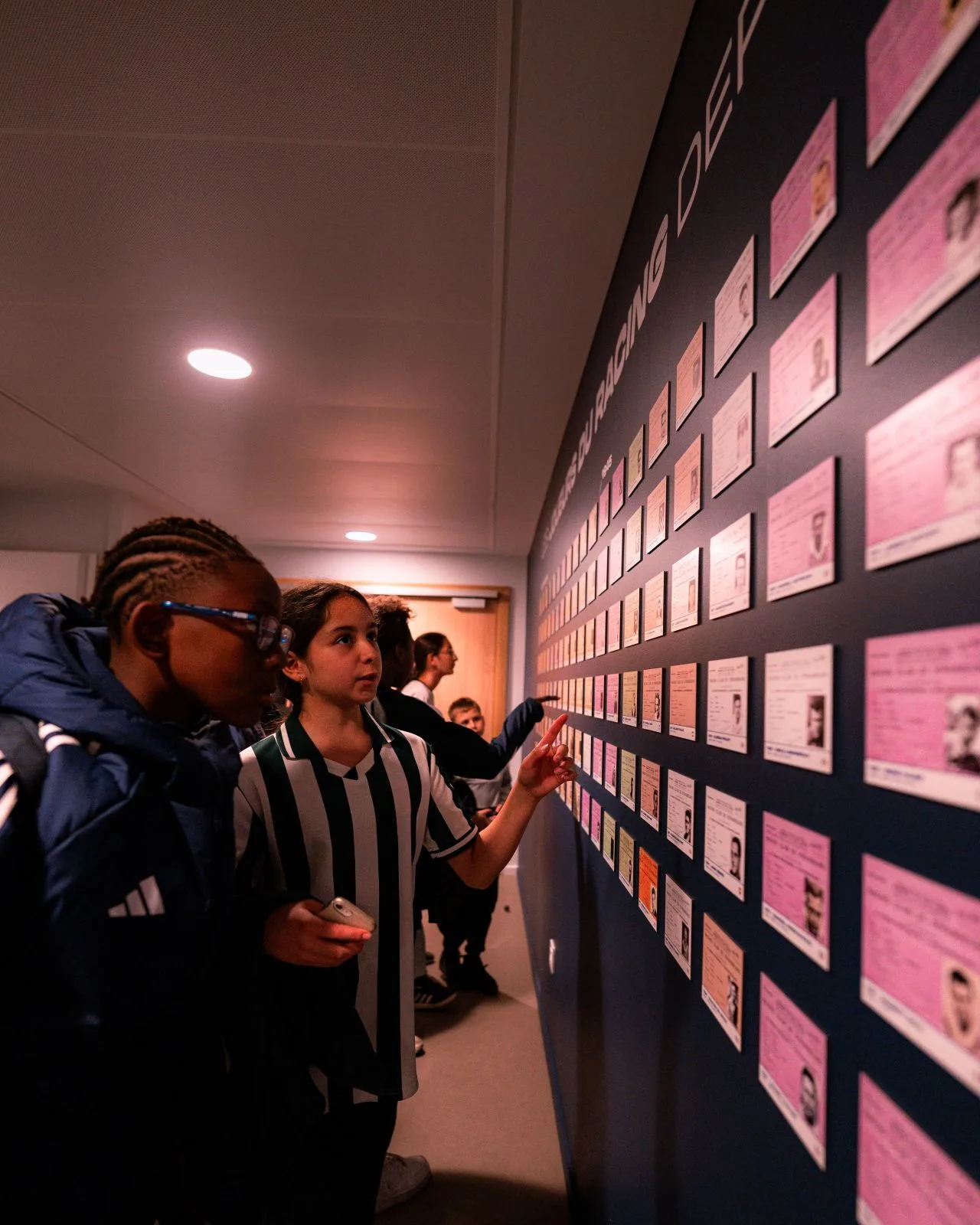 Stratégie de communication - support print - mur des joueurs - RCSA - Agence crapules - communication strasbourg